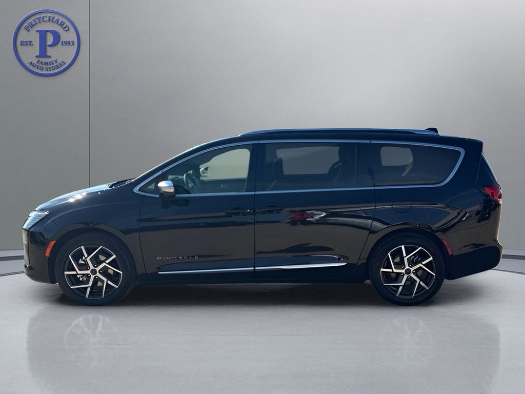 2027 Chrysler Pacifica PACIFICA PINNACLE