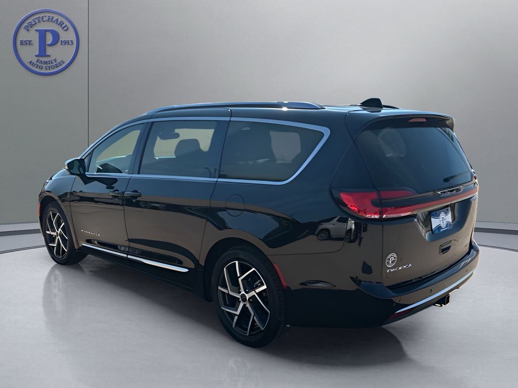 2027 Chrysler Pacifica PACIFICA PINNACLE