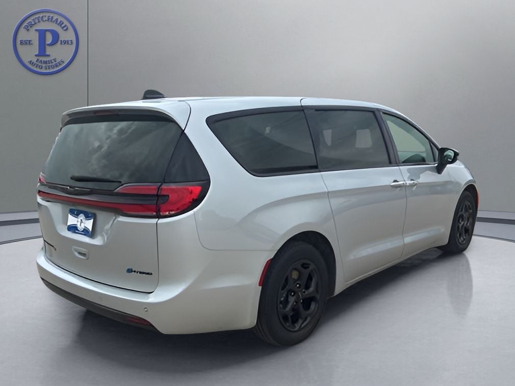2023 Chrysler Pacifica Hybrid Limited