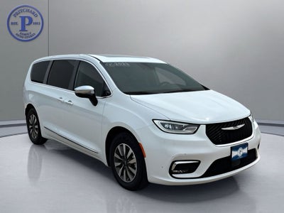 2023 Chrysler Pacifica Hybrid Limited