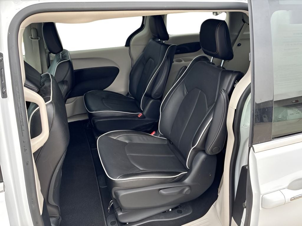 2023 Chrysler Pacifica Hybrid Limited