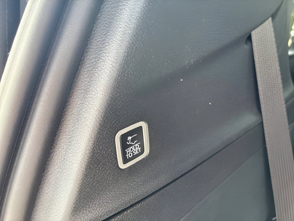 2027 Chrysler Pacifica PACIFICA LIMITED AWD