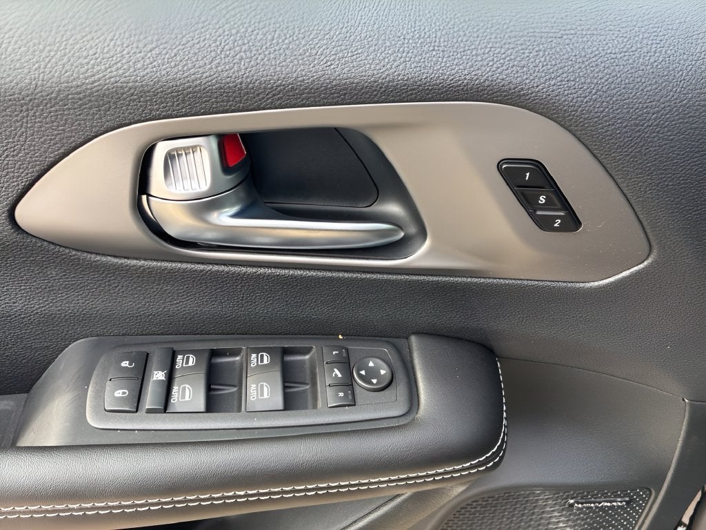 2027 Chrysler Pacifica PACIFICA LIMITED AWD
