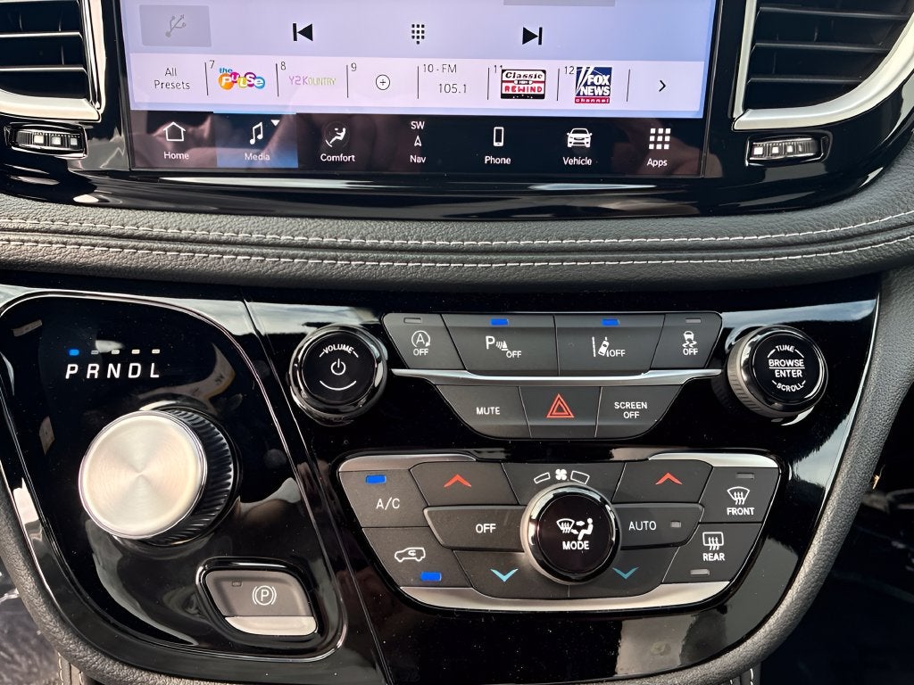 2027 Chrysler Pacifica PACIFICA LIMITED AWD