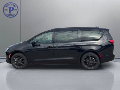 2027 Chrysler Pacifica PACIFICA LIMITED AWD