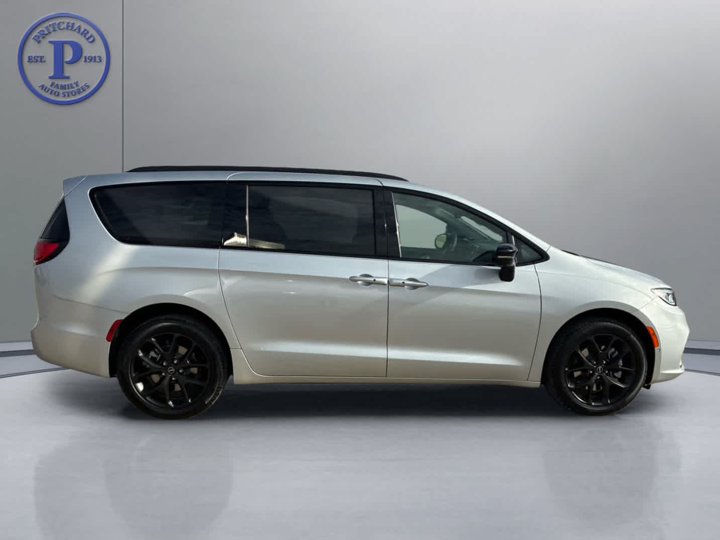 2026 Chrysler Pacifica PACIFICA LIMITED AWD