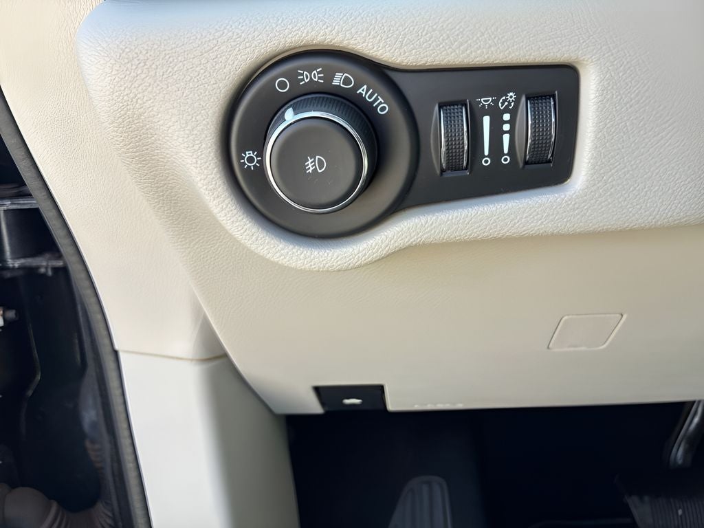 2021 Chrysler Pacifica Limited AWD
