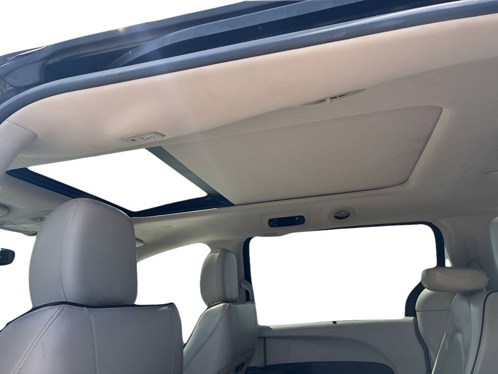 2021 Chrysler Pacifica Limited AWD
