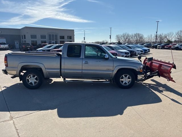 2000 Chevrolet Silverado 1500 LS