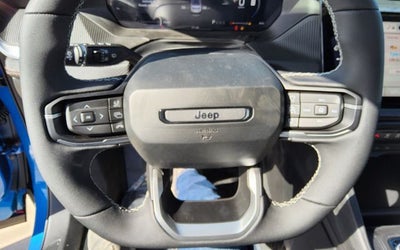 2026 Jeep Cherokee CHEROKEE OVERLAND 4X4