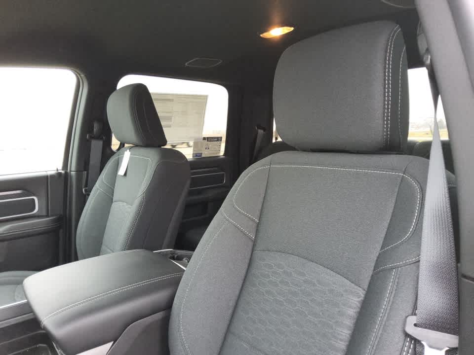 2026 RAM Ram 3500 RAM 3500 BIG HORN CREW CAB 4X4 6'4' BOX