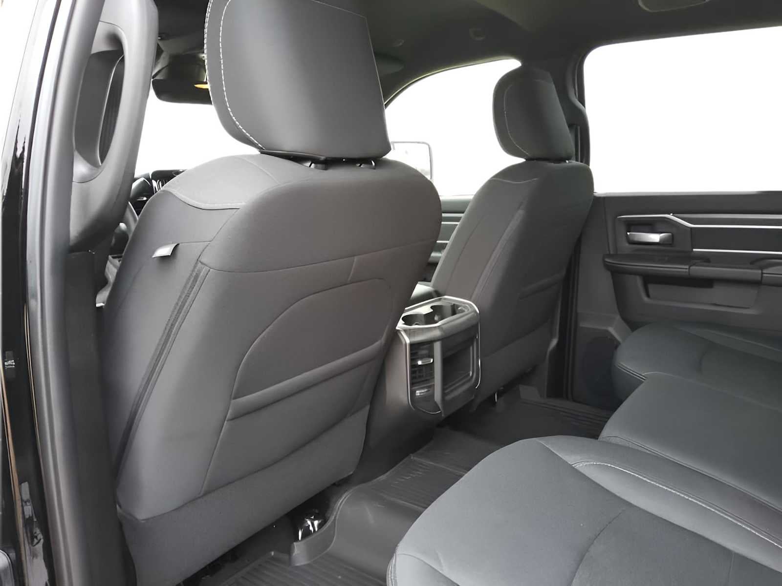 2026 RAM Ram 3500 RAM 3500 BIG HORN CREW CAB 4X4 6'4' BOX