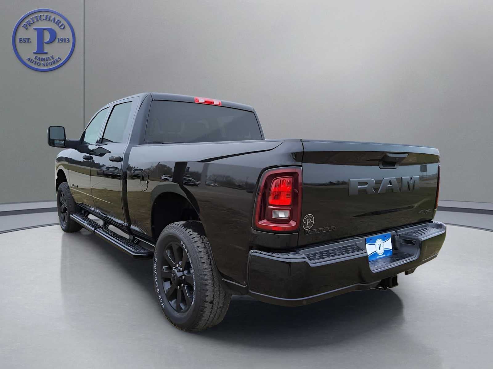 2026 RAM Ram 3500 RAM 3500 BIG HORN CREW CAB 4X4 6'4' BOX