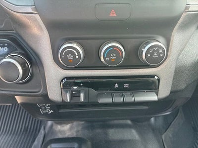 2022 RAM 2500 Tradesman Crew Cab 4x4 6'4' Box
