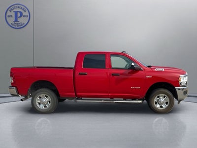 2022 RAM 2500 Tradesman Crew Cab 4x4 6'4' Box