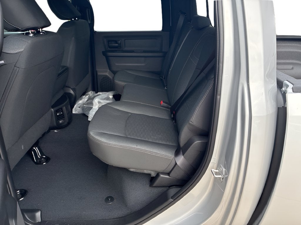 2027 RAM Ram 2500 RAM 2500 TRADESMAN CREW CAB 4X4 6'4' BOX