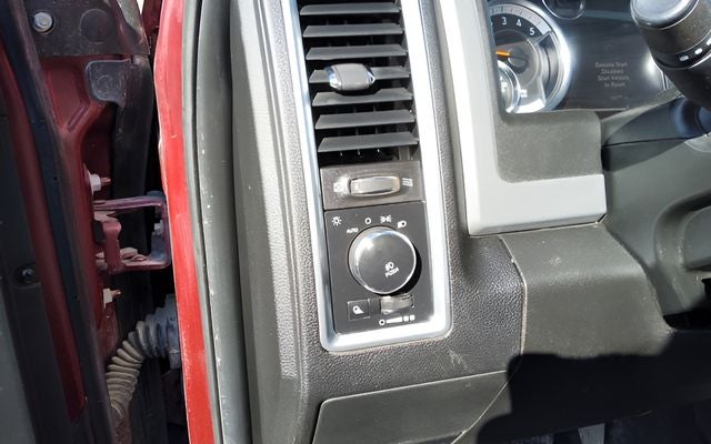 2018 RAM 2500 Big Horn Crew Cab 4x4 6'4' Box