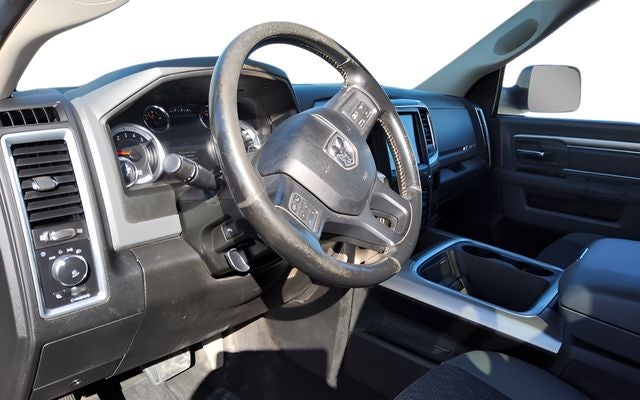 2018 RAM 2500 Big Horn Crew Cab 4x4 6'4' Box