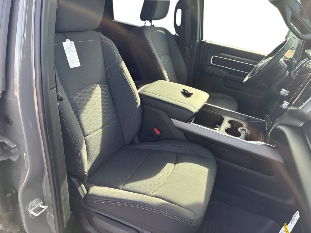 2027 RAM Ram 2500 RAM 2500 BIG HORN CREW CAB 4X4 6'4' BOX