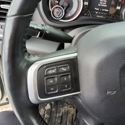 2019 RAM 2500 Laramie Crew Cab 4x4 6'4' Box