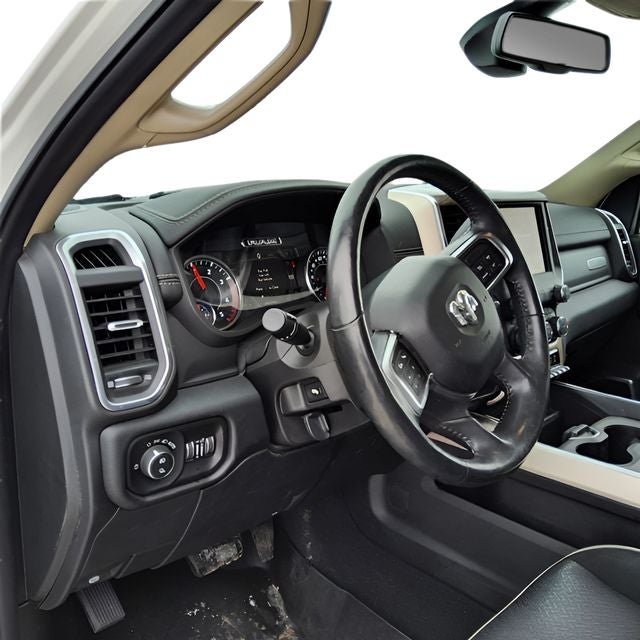 2019 RAM 2500 Laramie Crew Cab 4x4 6'4' Box