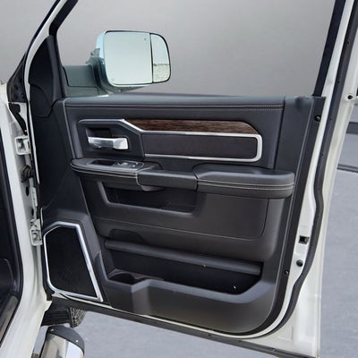 2019 RAM 2500 Laramie Crew Cab 4x4 6'4' Box