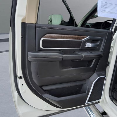 2019 RAM 2500 Laramie Crew Cab 4x4 6'4' Box