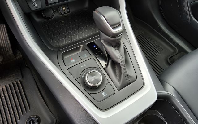 2023 Toyota RAV4 Hybrid XLE Premium