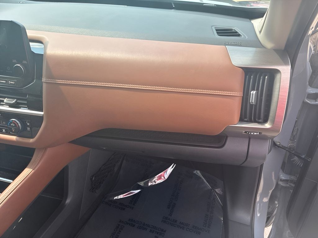 2023 Nissan Pathfinder Platinum 4WD