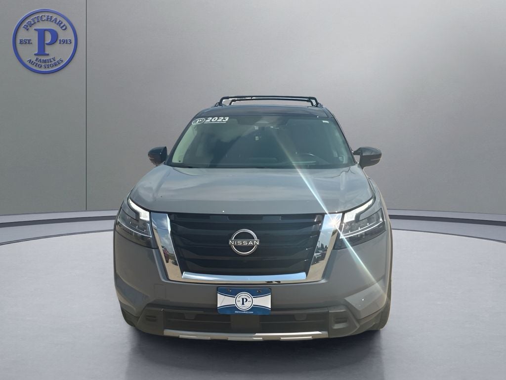 2023 Nissan Pathfinder Platinum 4WD