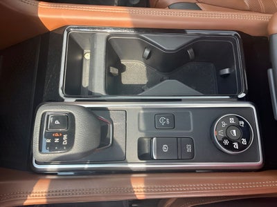 2023 Nissan Pathfinder Platinum 4WD