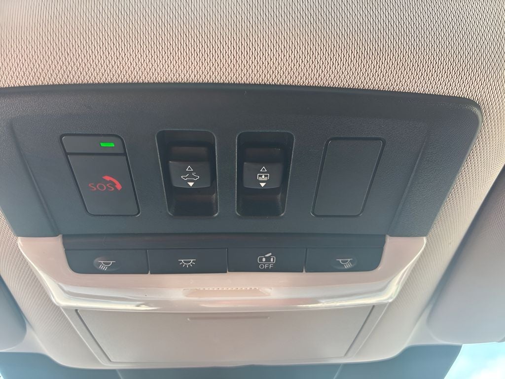 2023 Nissan Pathfinder Platinum 4WD