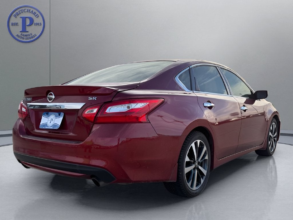 2016 Nissan Altima 2.5 SR
