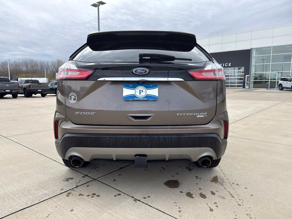 2019 Ford Edge Titanium